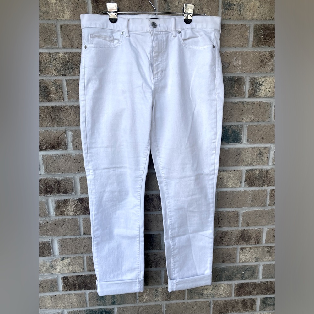 Banana Republic white jeans, slim straight, sz 31L